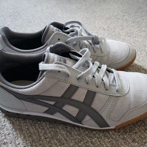 ONITSUKA TIGER ULTIMATE 81 Grey/Carbon